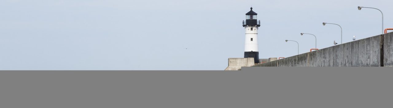 shutterstock_1122350570_Duluth-lighthouse-cropped